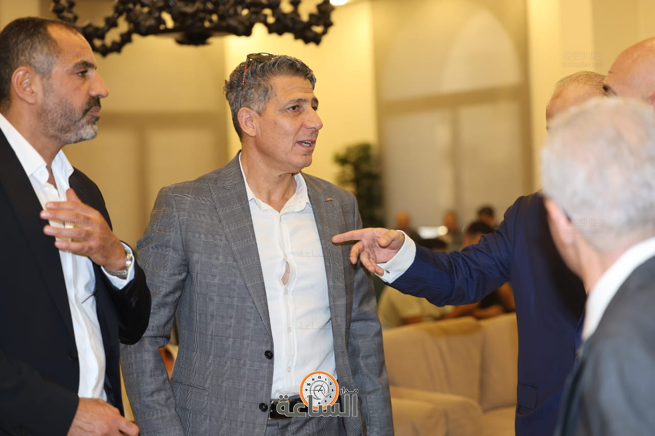 Madar Al-Saa Images 0.4735851426886468