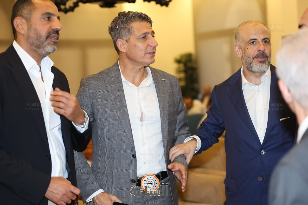 Madar Al-Saa Images 0.18331069347220985