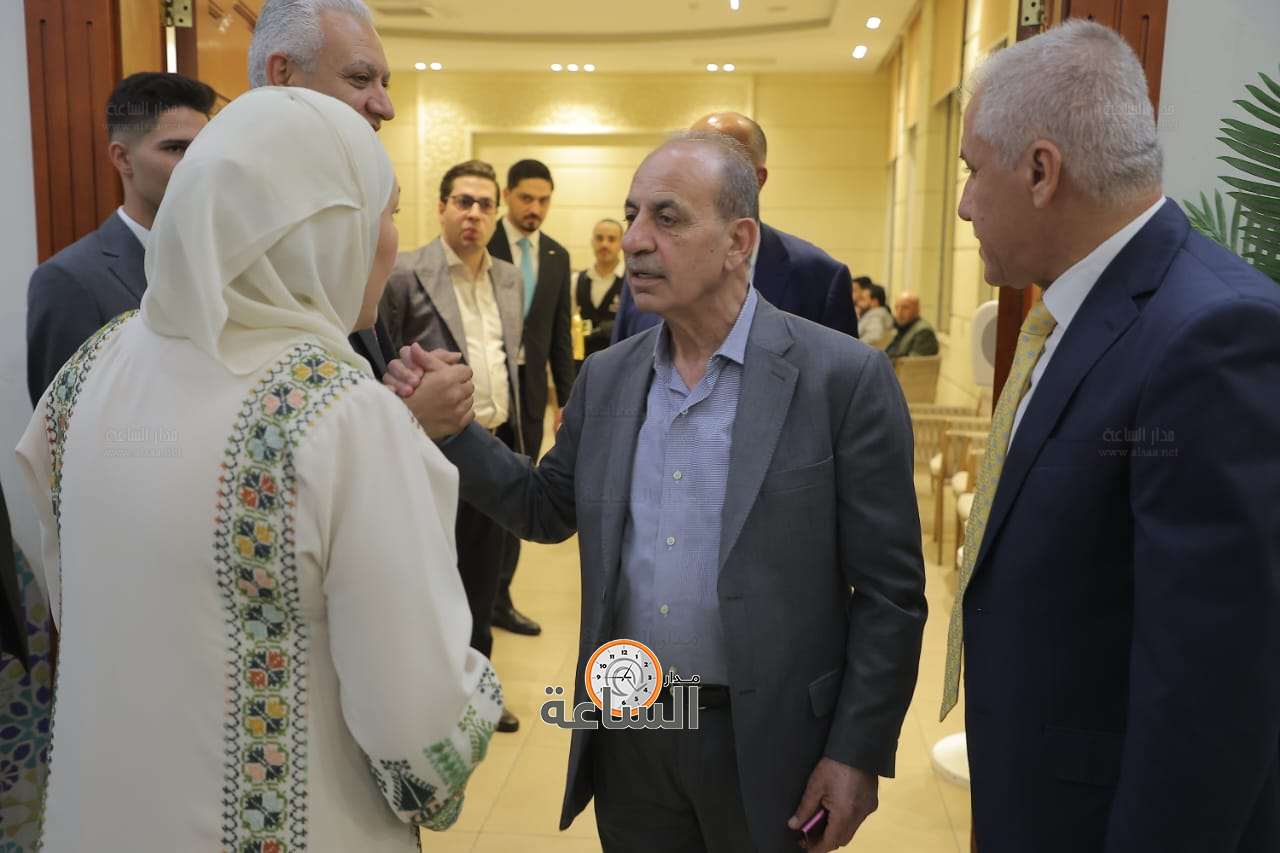 Madar Al-Saa Images 0.43169162743619083