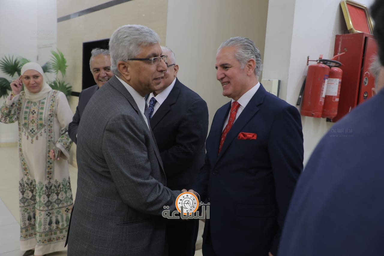 Madar Al-Saa Images 0.9696897756266543