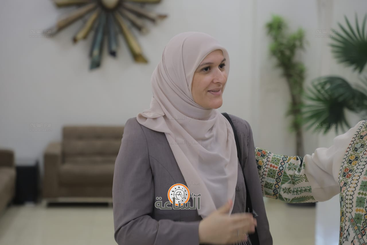 Madar Al-Saa Images 0.9436349816871427