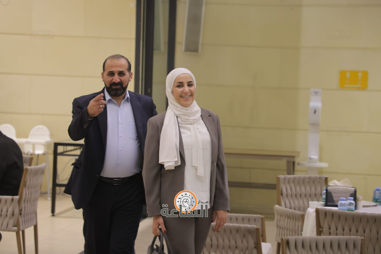 Madar Al-Saa Images 0.4285019922143528