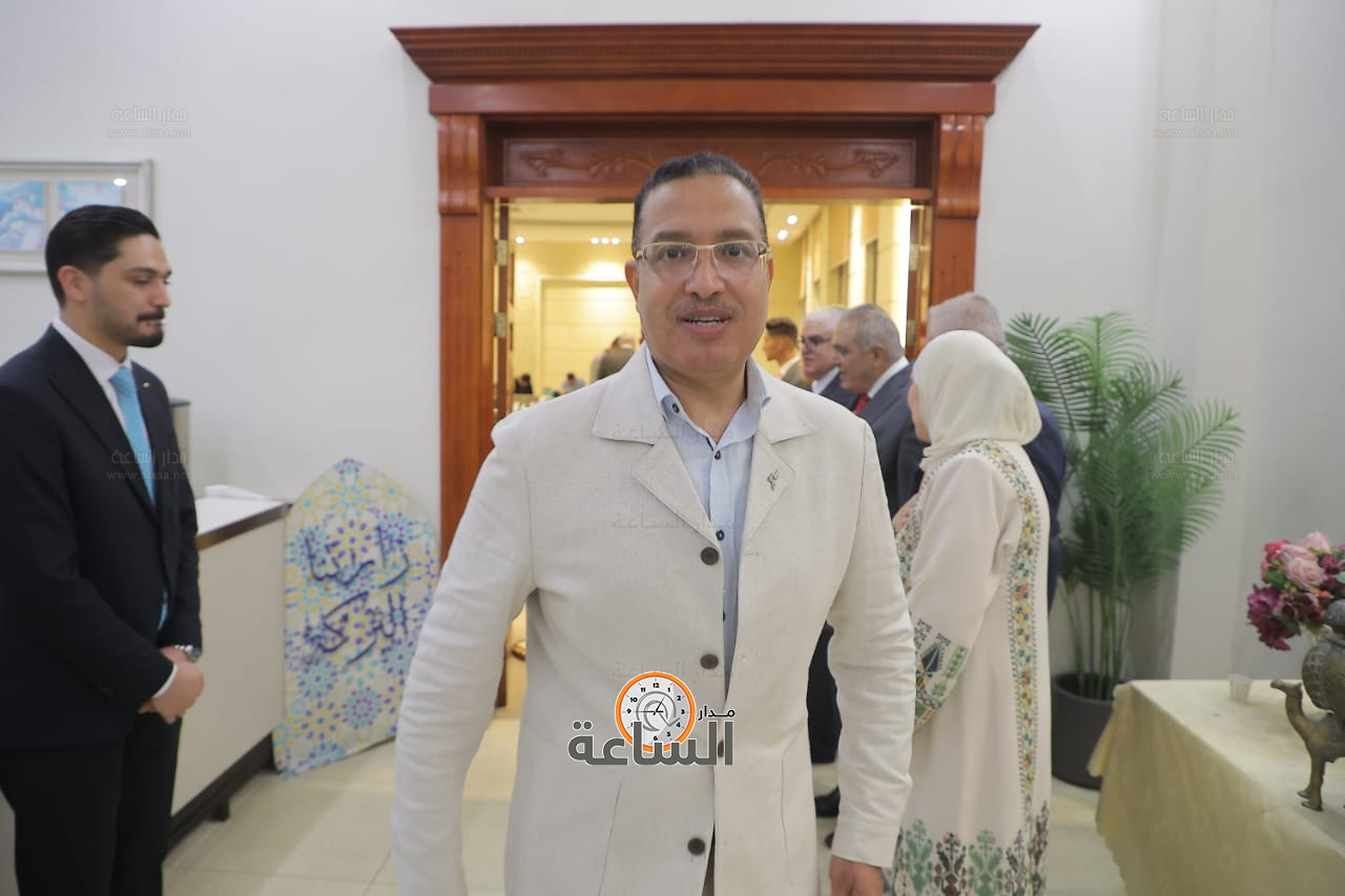 Madar Al-Saa Images 0.037148579366033996