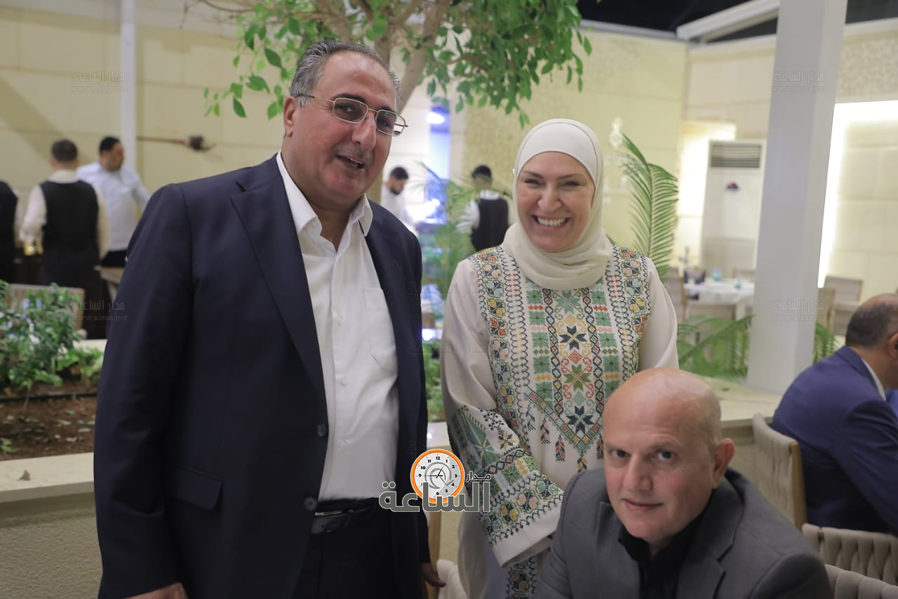 Madar Al-Saa Images 0.8417606909891602