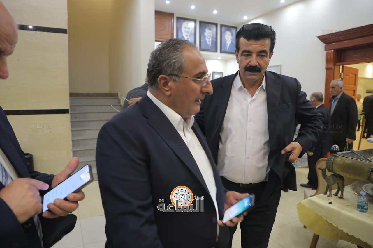 Madar Al-Saa Images 0.38047682488722145