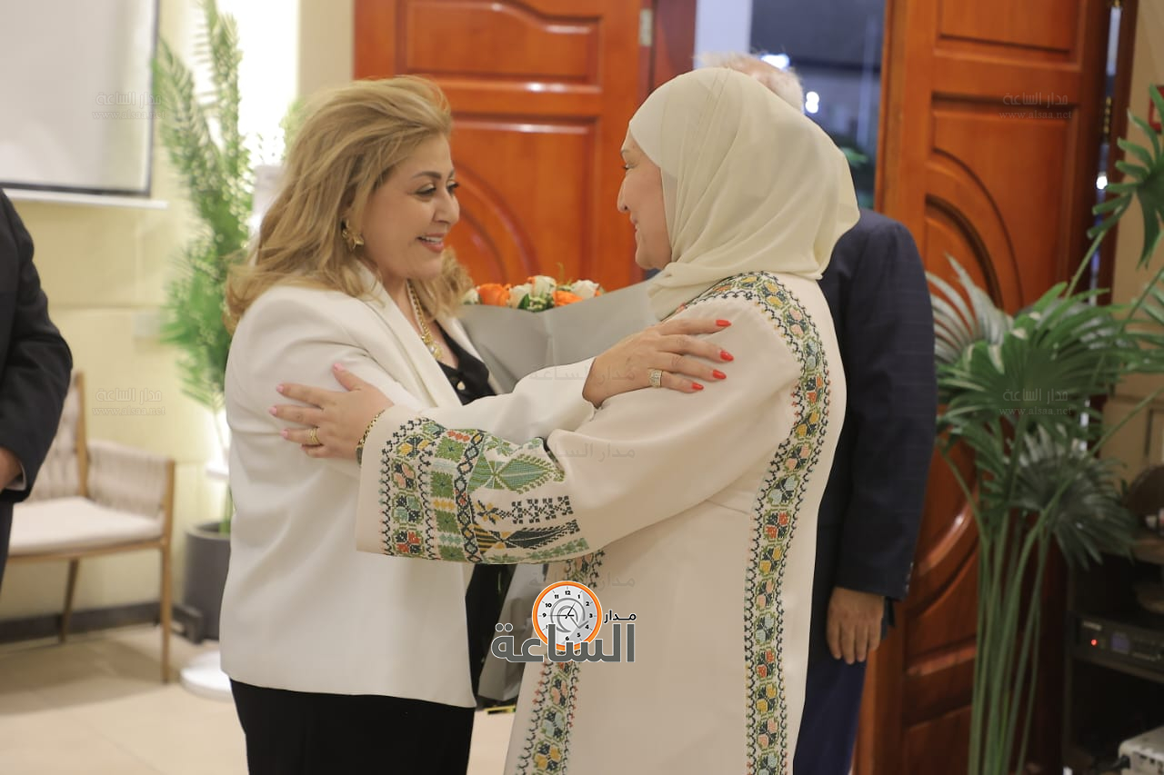 Madar Al-Saa Images 0.9087083429592694