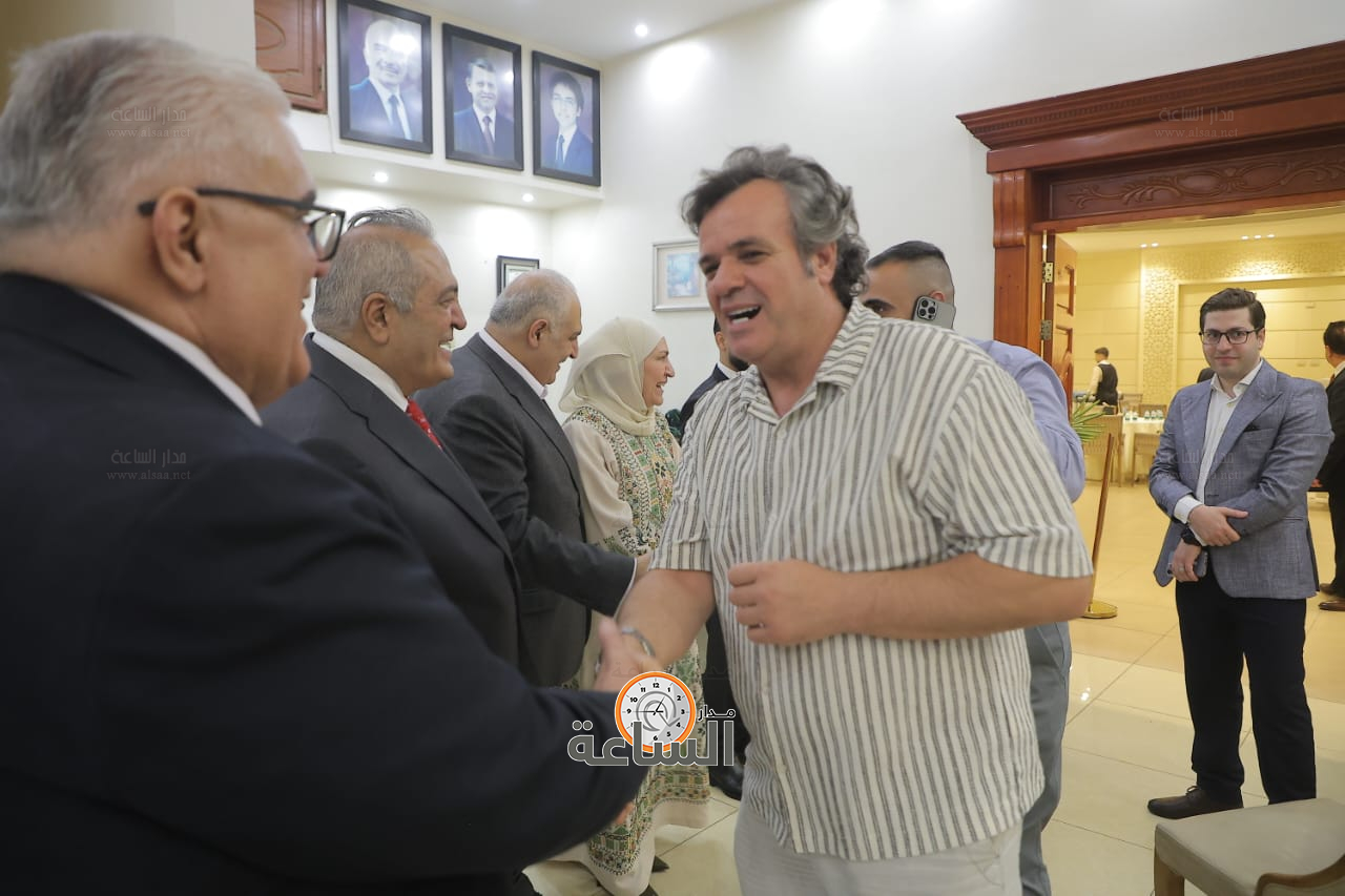 Madar Al-Saa Images 0.08711597362425816