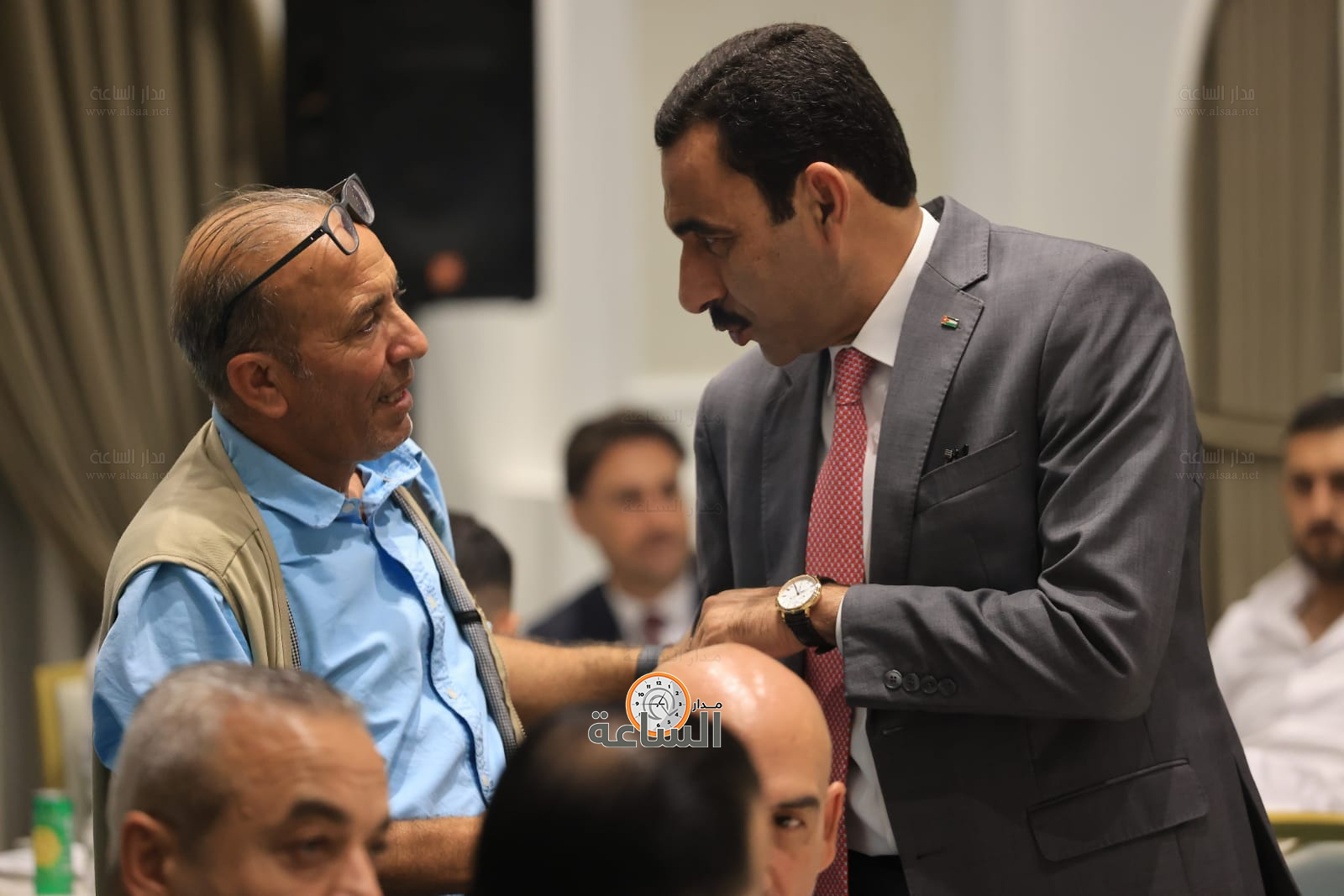 Madar Al-Saa Images 0.7128804945583797