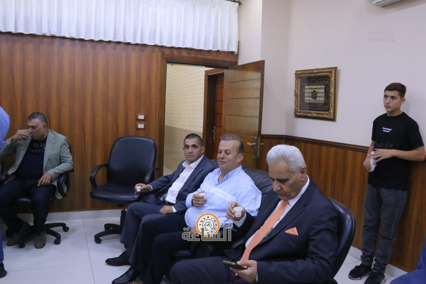 Madar Al-Saa Images 0.9890693394223994