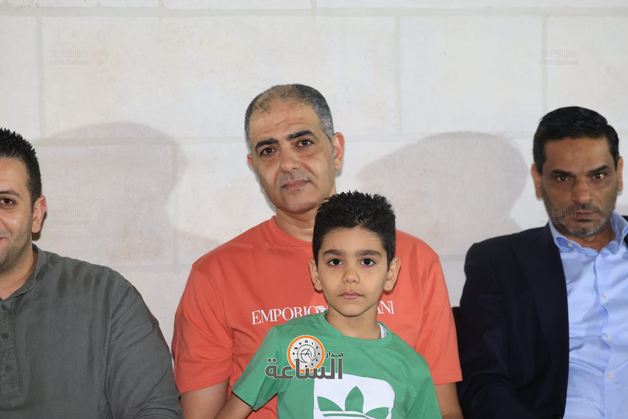 Madar Al-Saa Images 0.8623562034971624