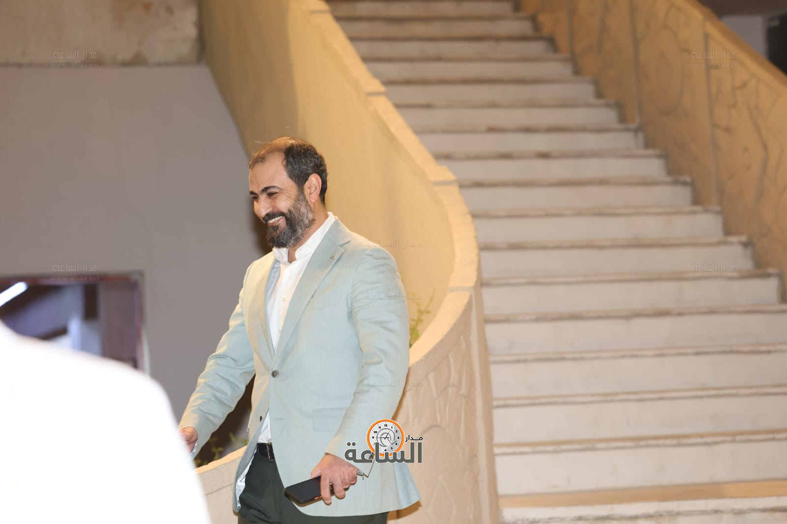 Madar Al-Saa Images 0.9894372208876882