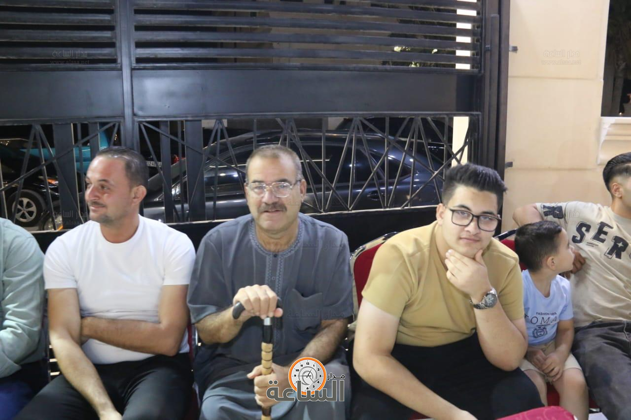 Madar Al-Saa Images 0.23861280740419