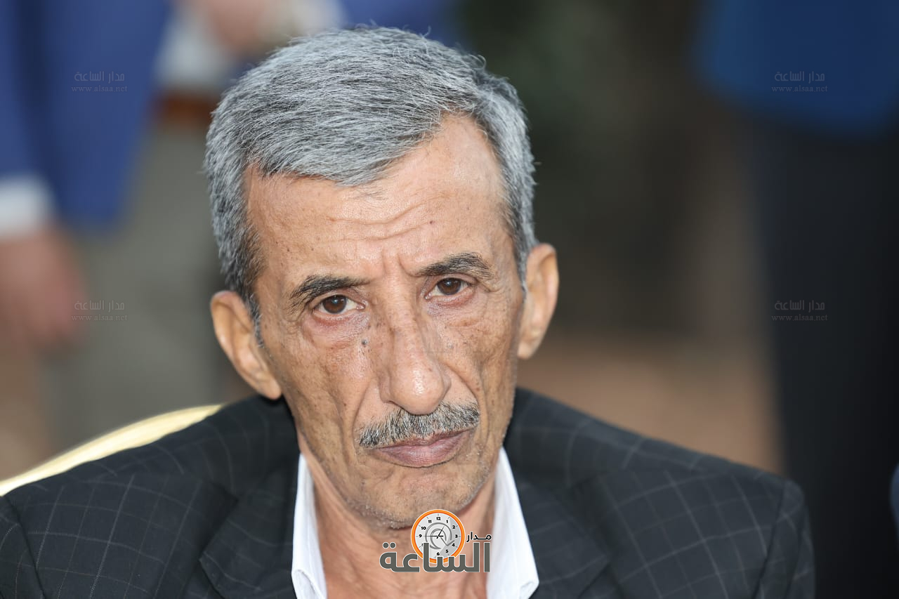 Madar Al-Saa Images 0.37959715504587876