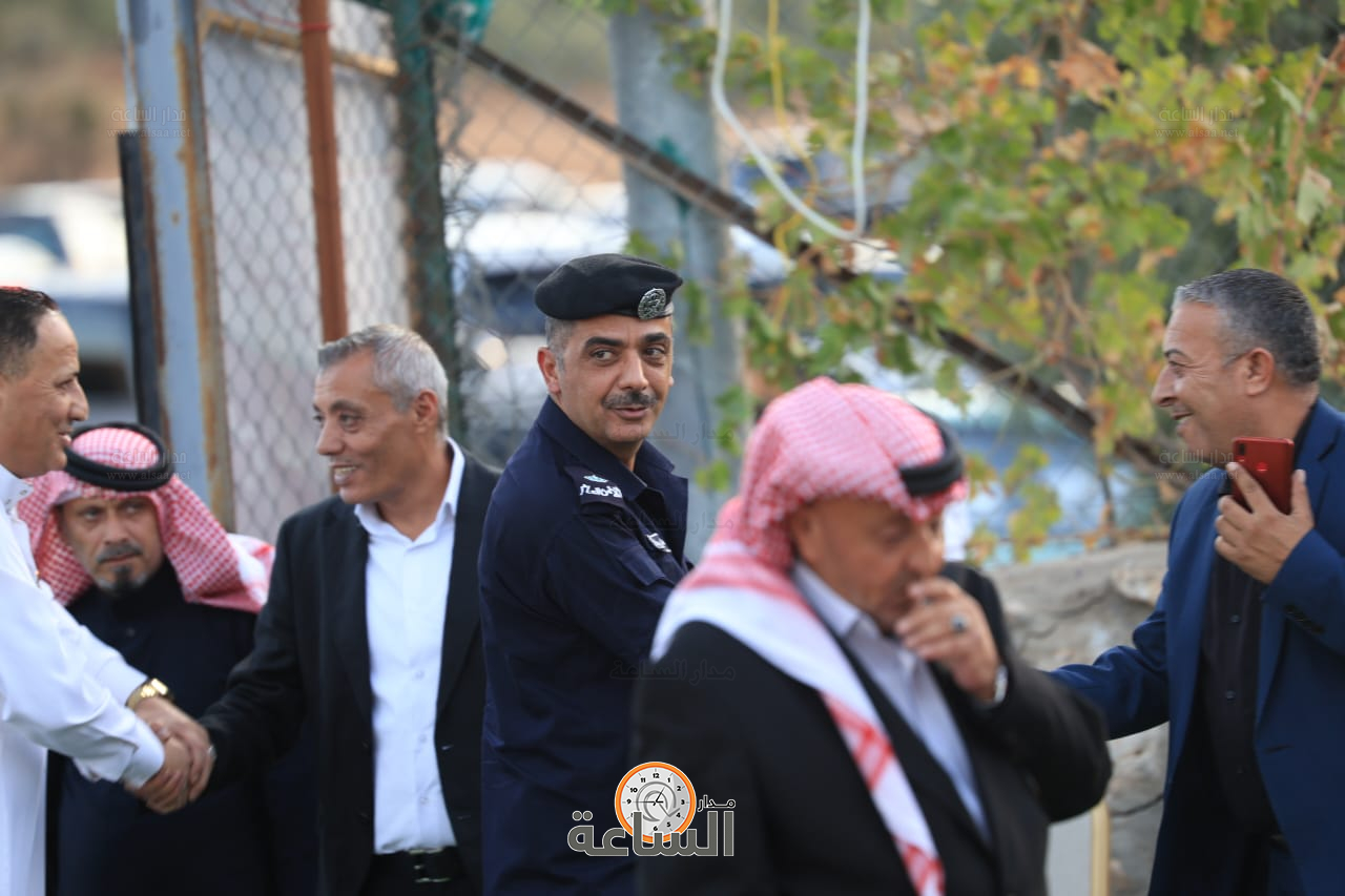 Madar Al-Saa Images 0.9390614813637173