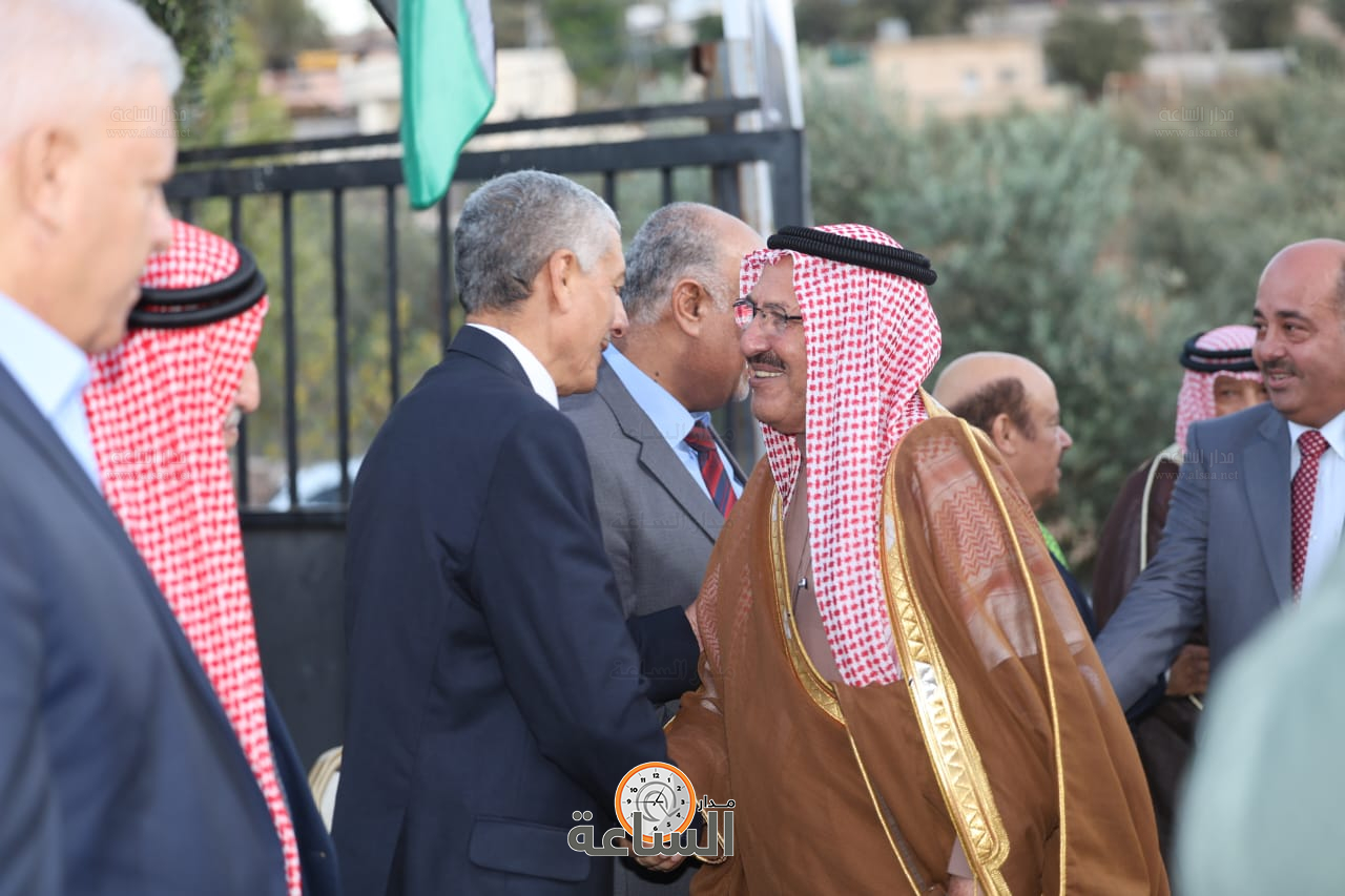 Madar Al-Saa Images 0.7198409485727695