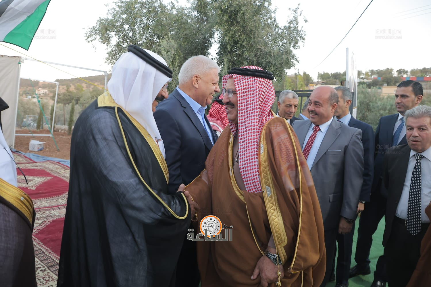 Madar Al-Saa Images 0.03350780776013884