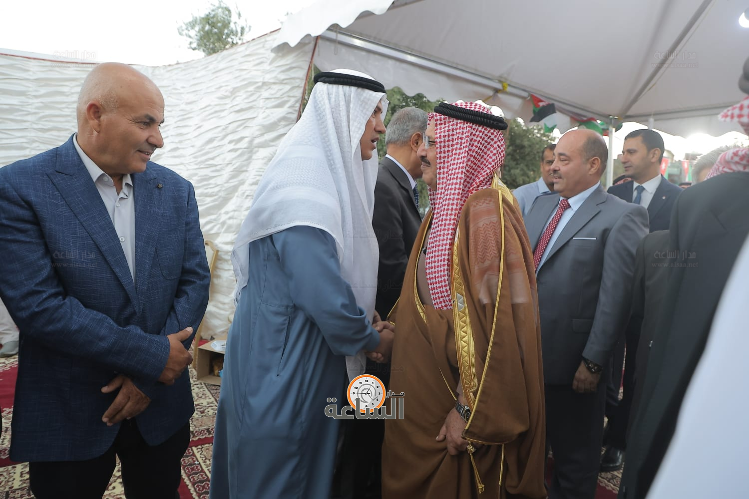 Madar Al-Saa Images 0.42549278974279603