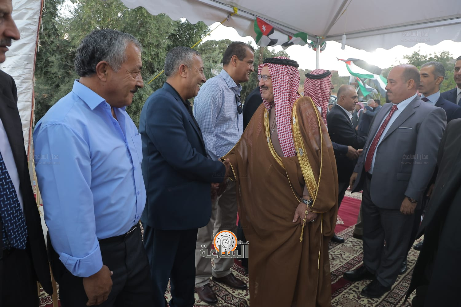 Madar Al-Saa Images 0.896332579318917