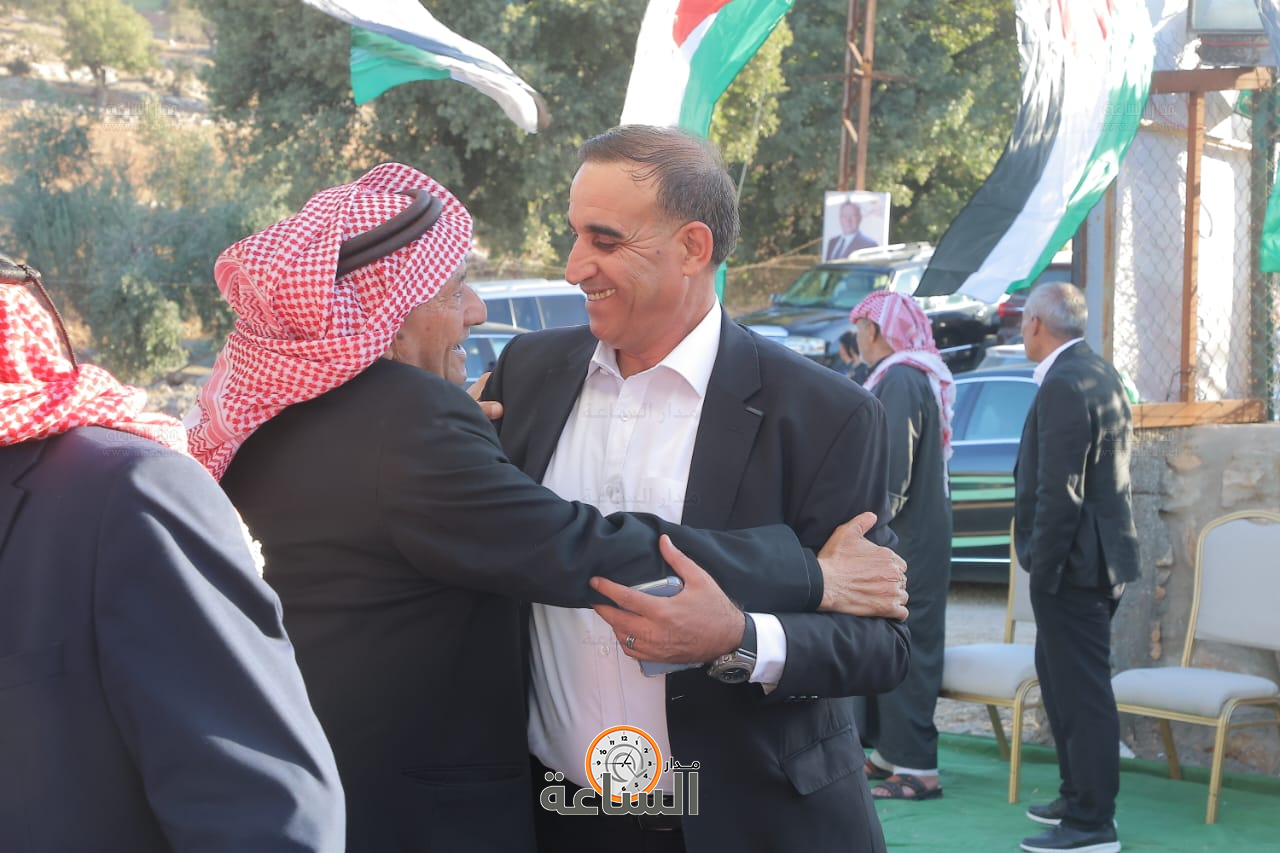 Madar Al-Saa Images 0.26077175816873954