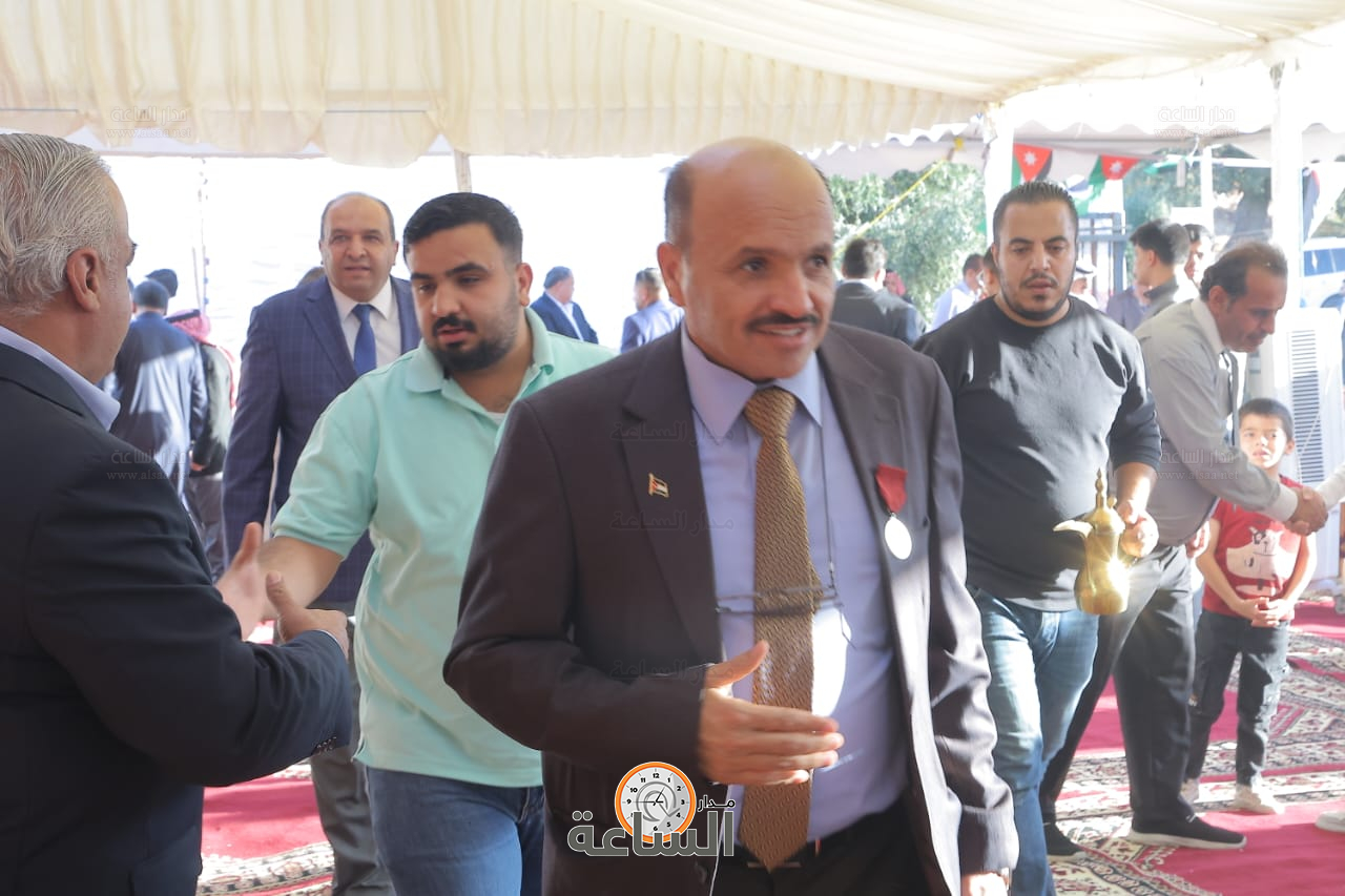 Madar Al-Saa Images 0.6447065723143687