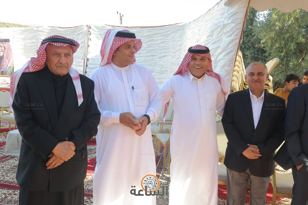 Madar Al-Saa Images 0.5551688324678007