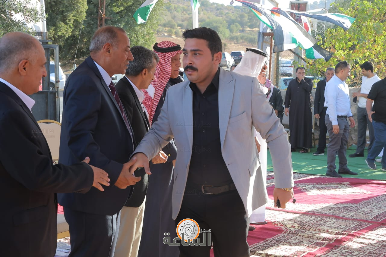 Madar Al-Saa Images 0.9779040428775267