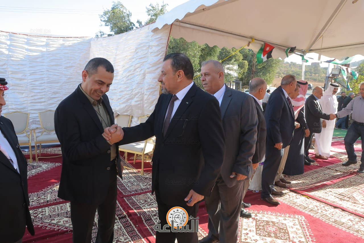 Madar Al-Saa Images 0.03366650844720842