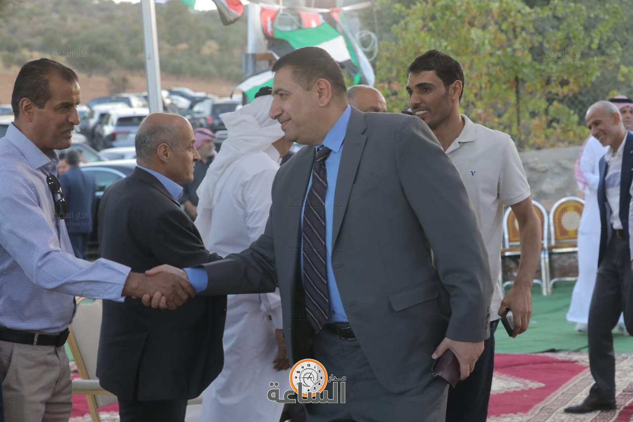 Madar Al-Saa Images 0.10240839923373868