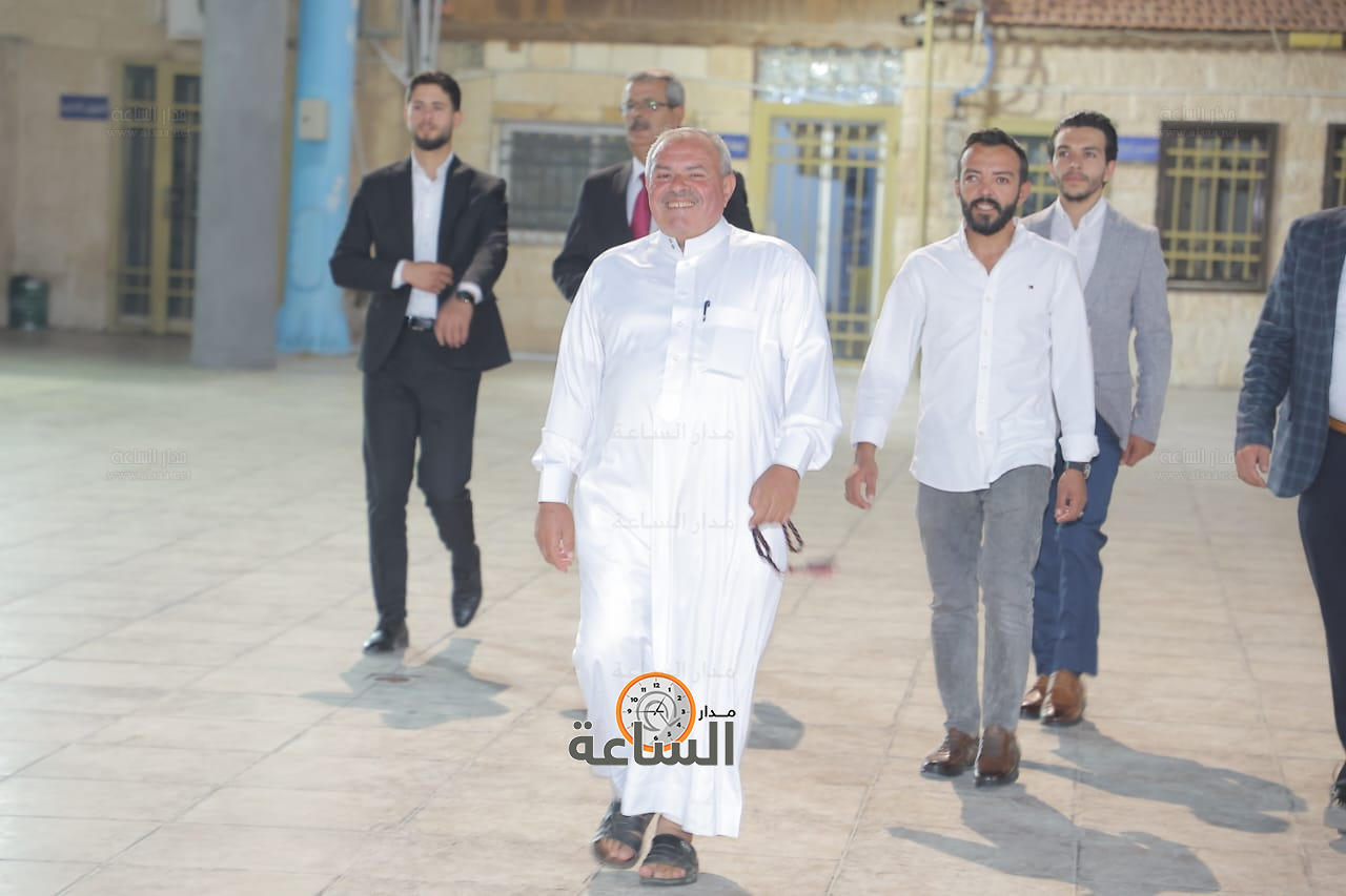 Madar Al-Saa Images 0.6764160933312178