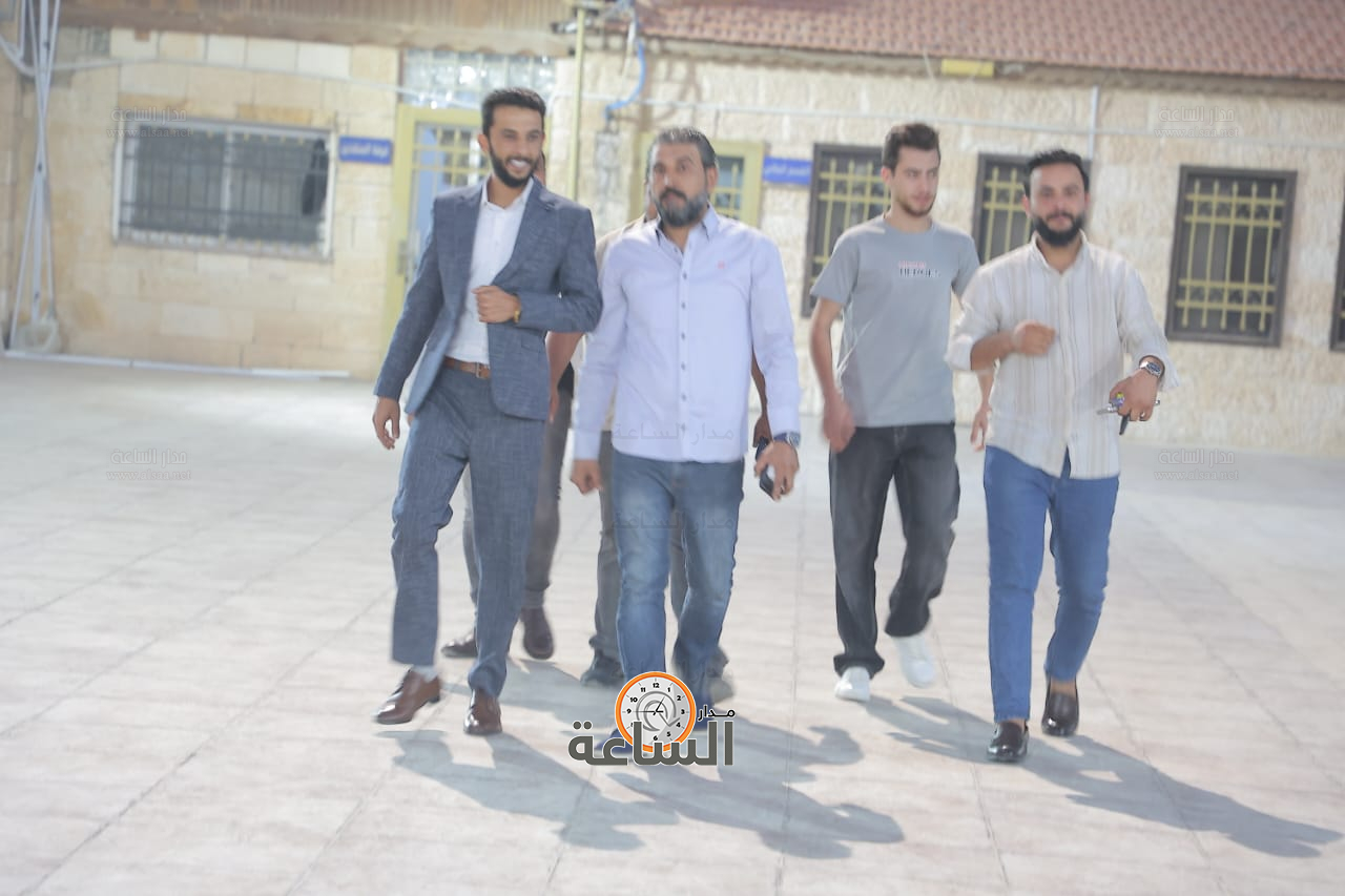 Madar Al-Saa Images 0.3667945295433154