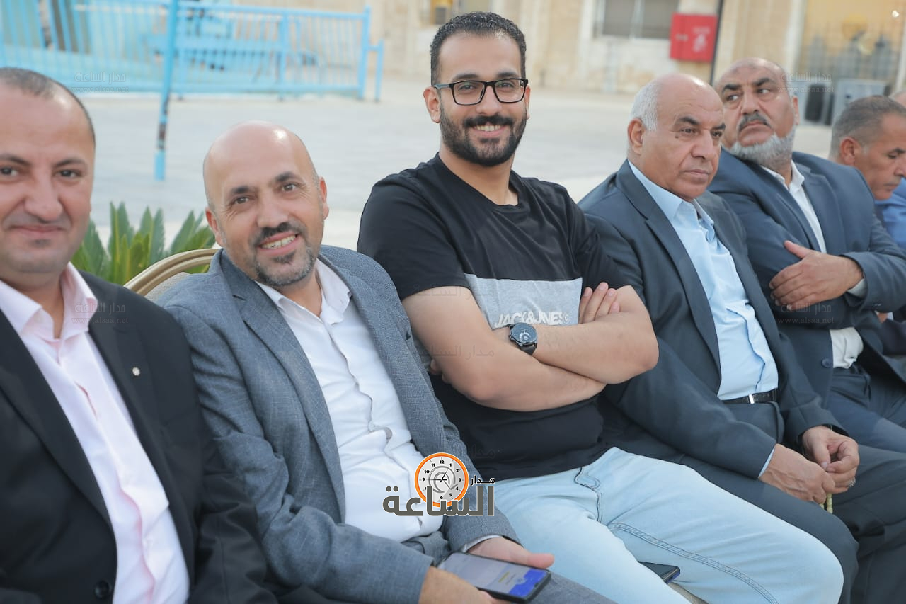 Madar Al-Saa Images 0.24198659422063484