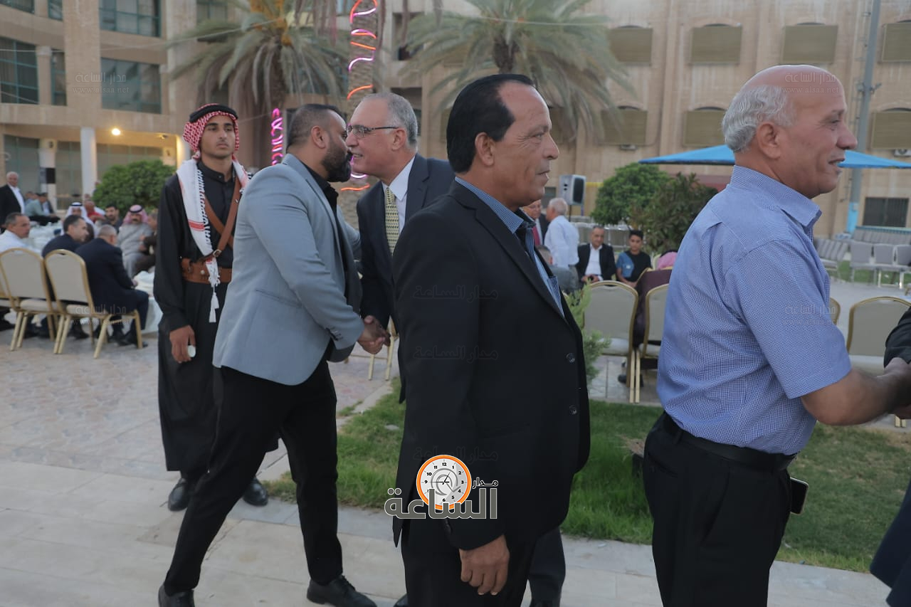 Madar Al-Saa Images 0.32905277813599476