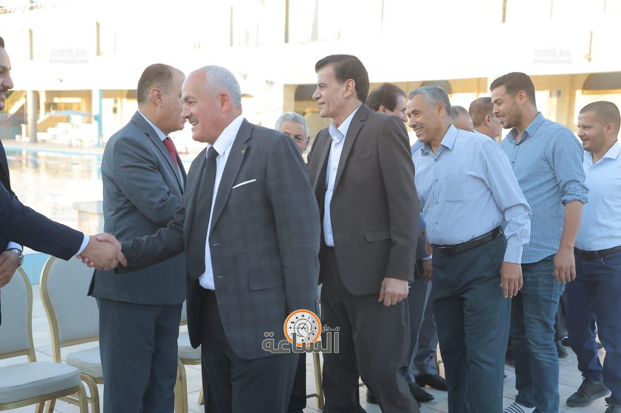 Madar Al-Saa Images 0.42860381002397807