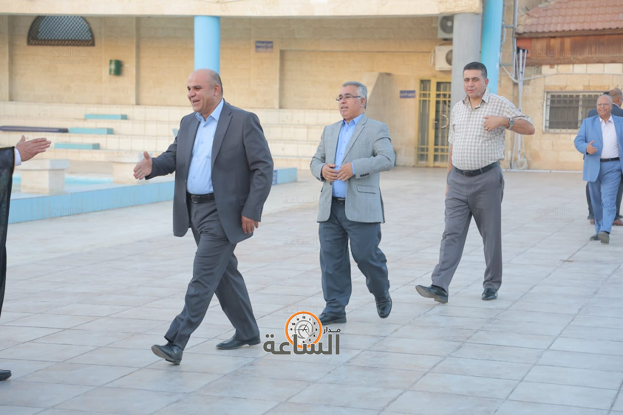 Madar Al-Saa Images 0.9796282857658135