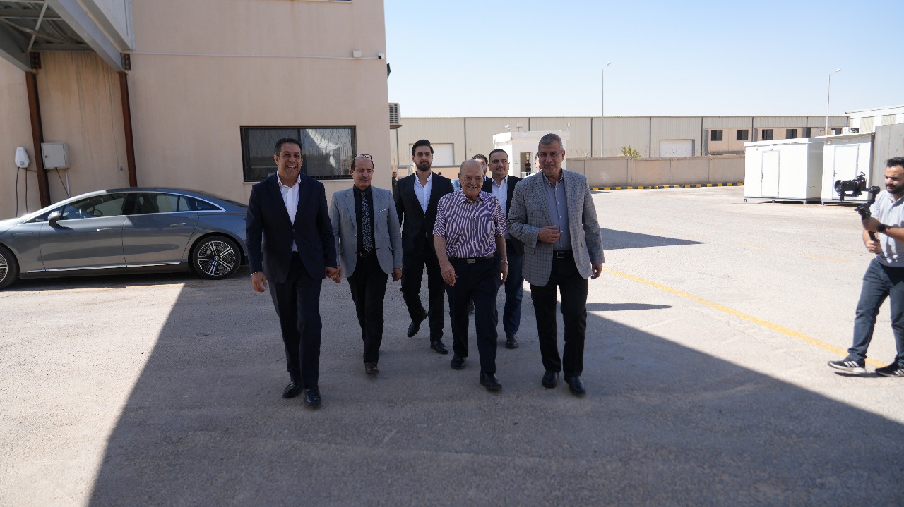 Madar Al-Saa Images 0.943735334502807