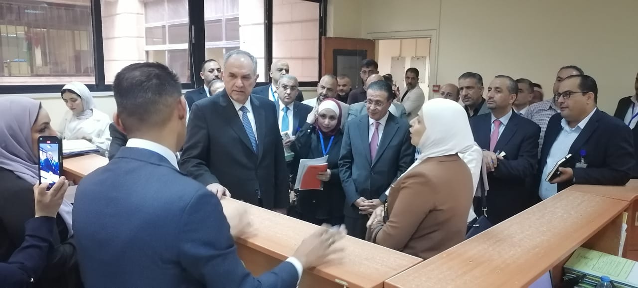 Madar Al-Saa Images 0.4642647506914831