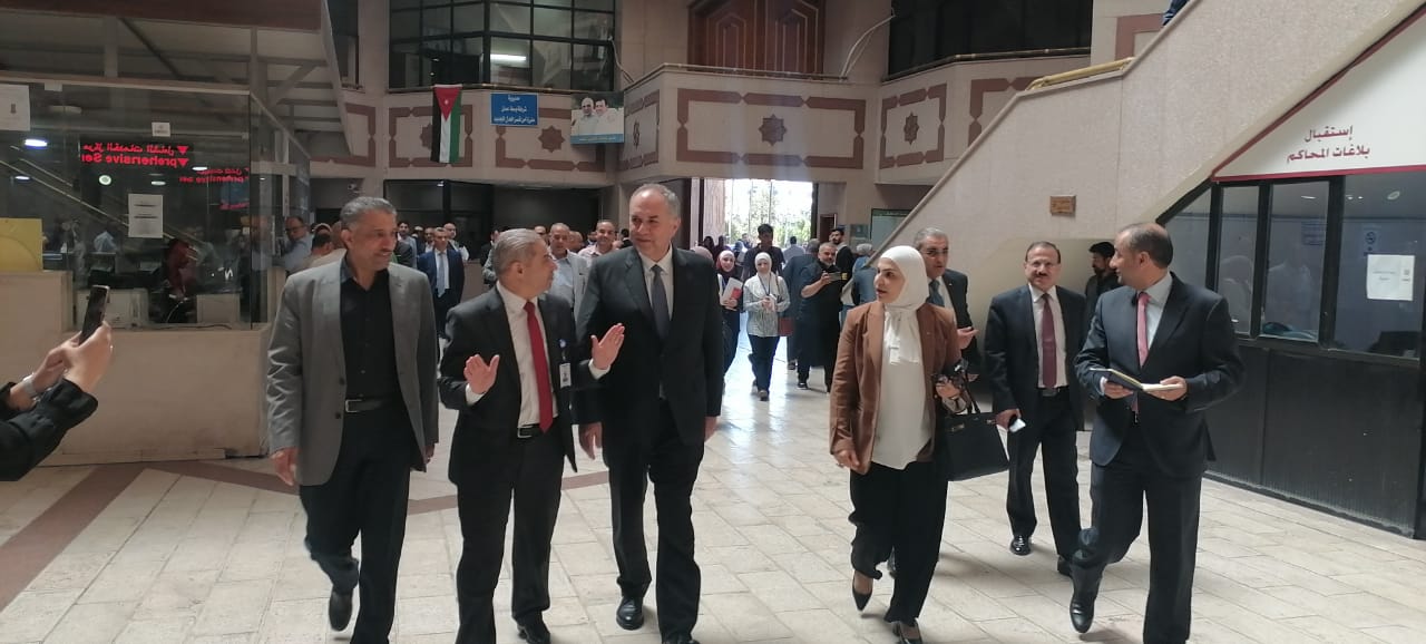 Madar Al-Saa Images 0.5861623770501335