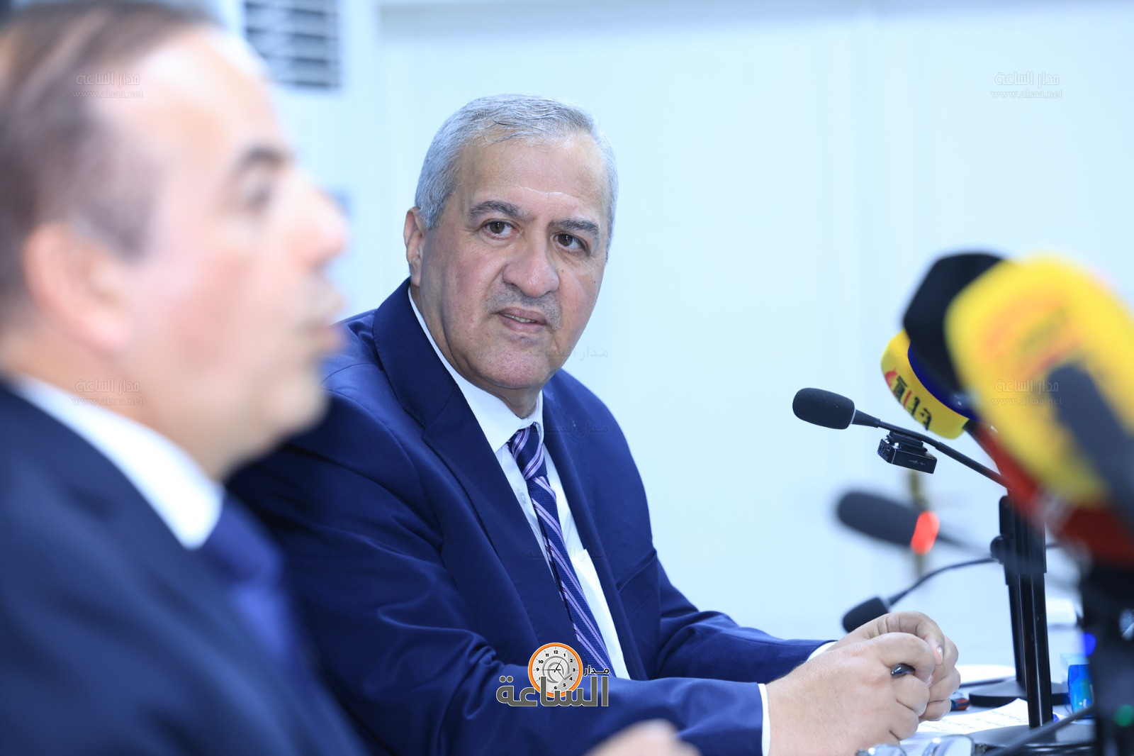 Madar Al-Saa Images 0.6894145930549045