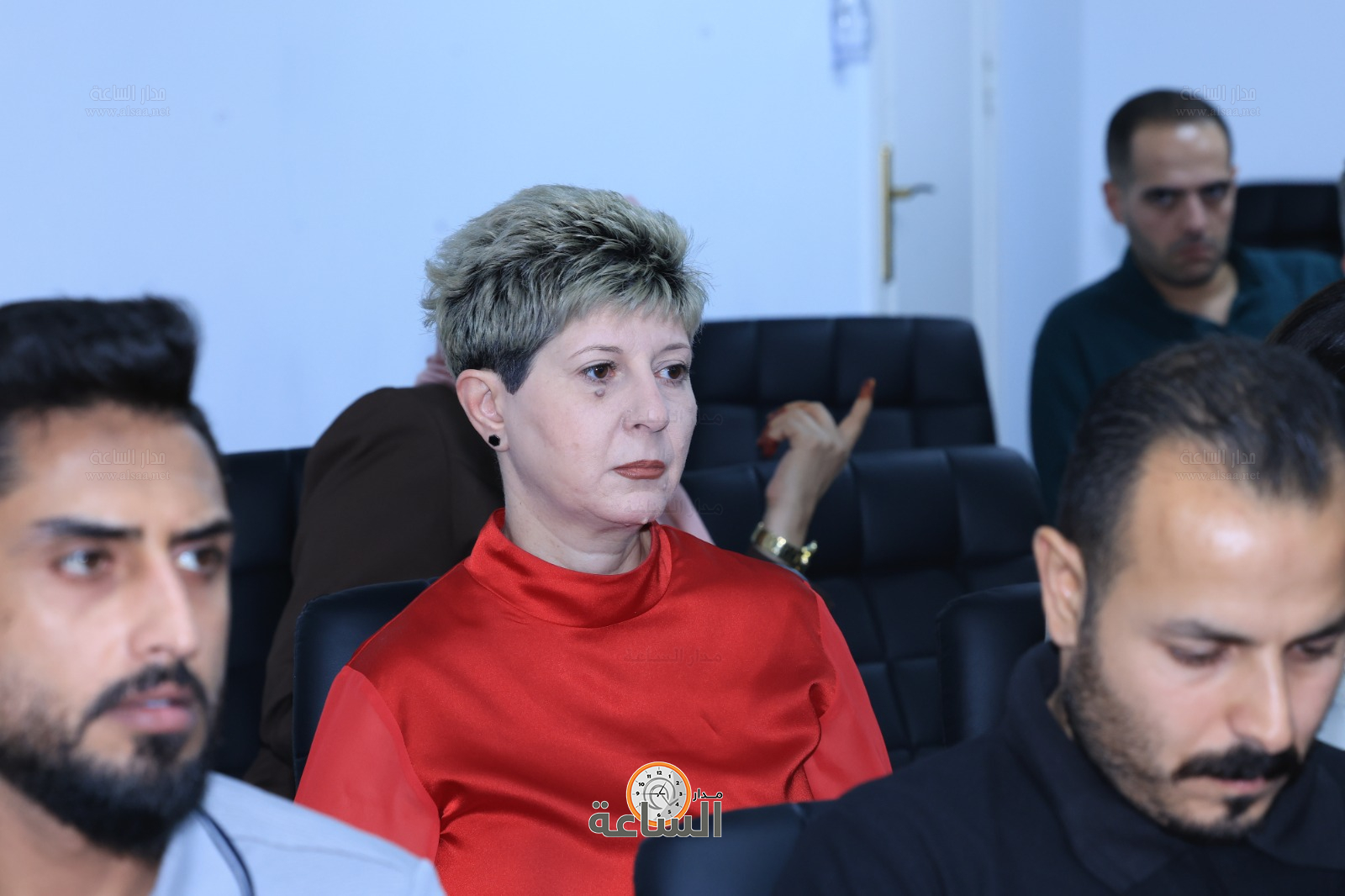 Madar Al-Saa Images 0.4052554441008288