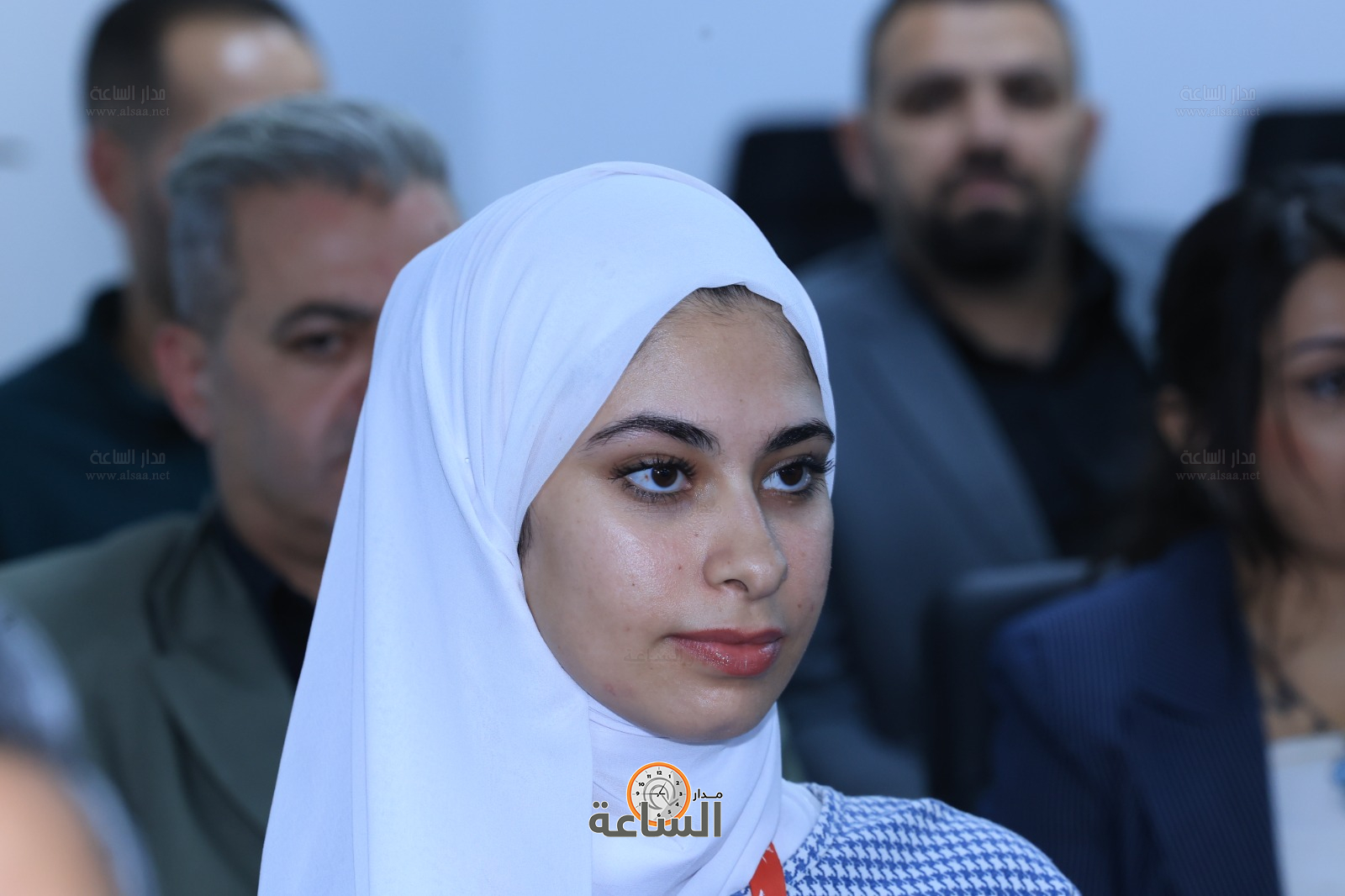 Madar Al-Saa Images 0.9372059616915116