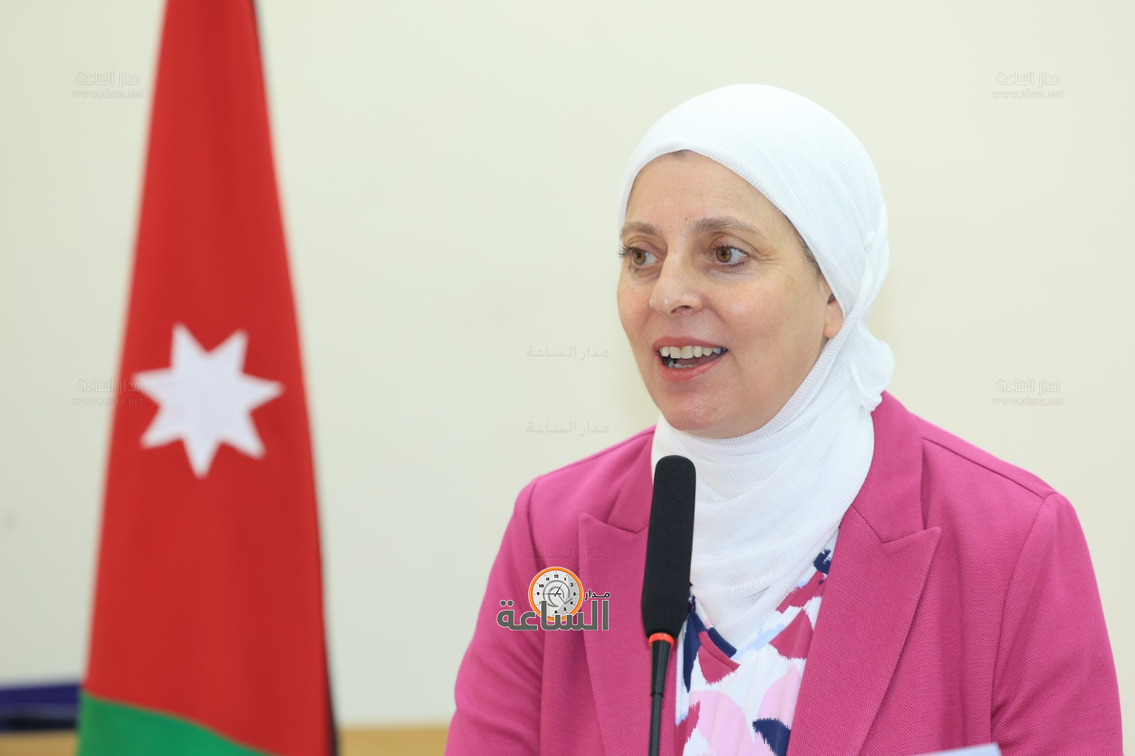 Madar Al-Saa Images 0.9721525484307136