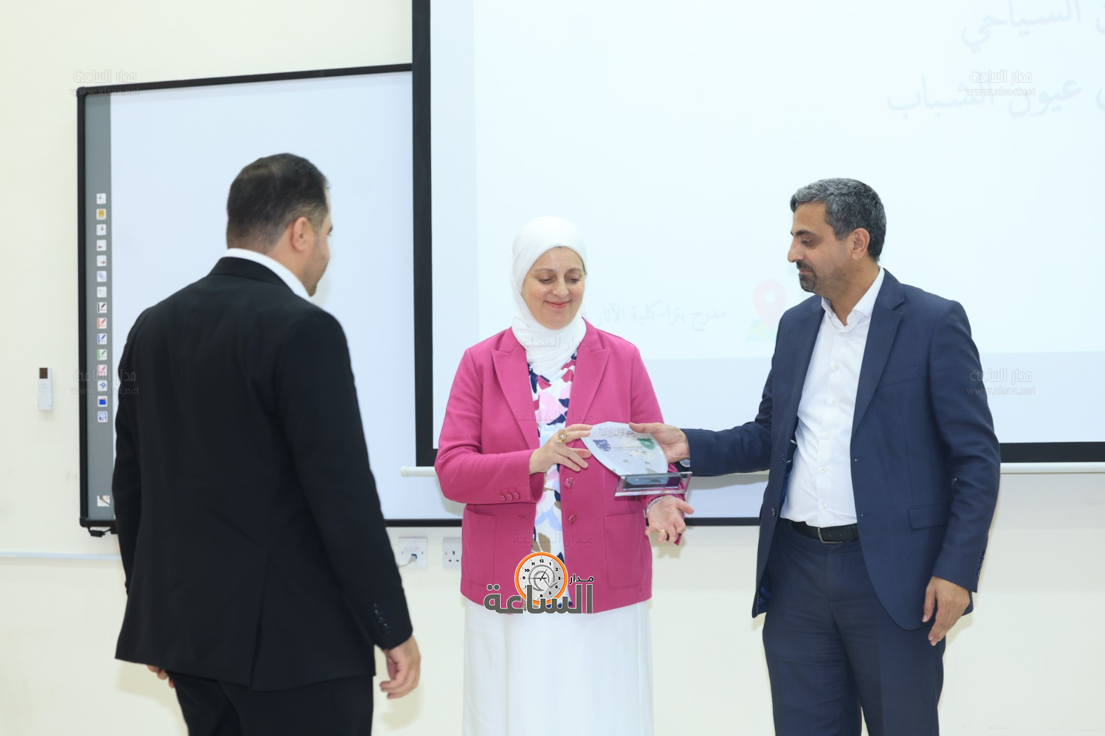 Madar Al-Saa Images 0.30917523660284885