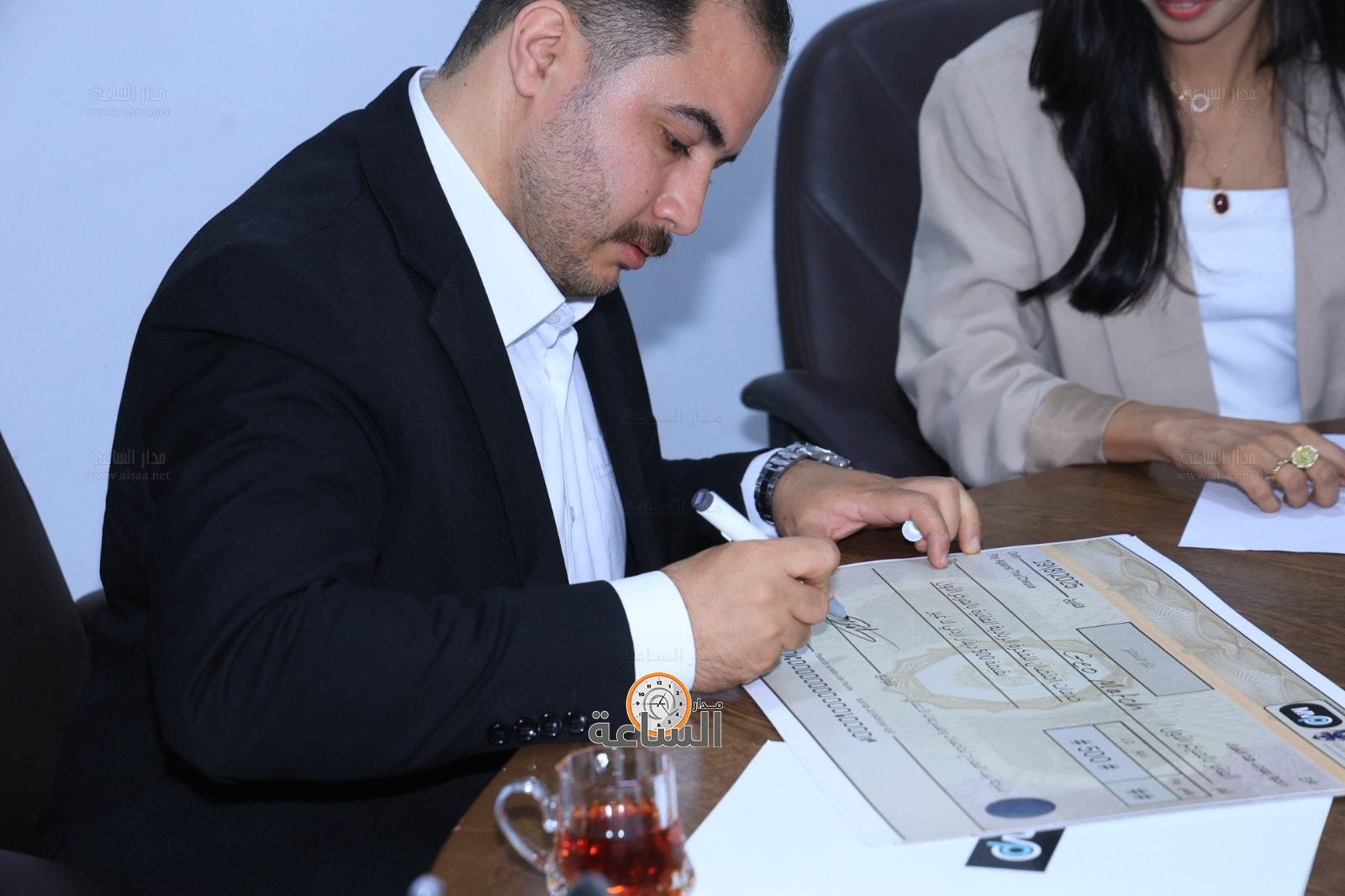 Madar Al-Saa Images 0.3642952292155516