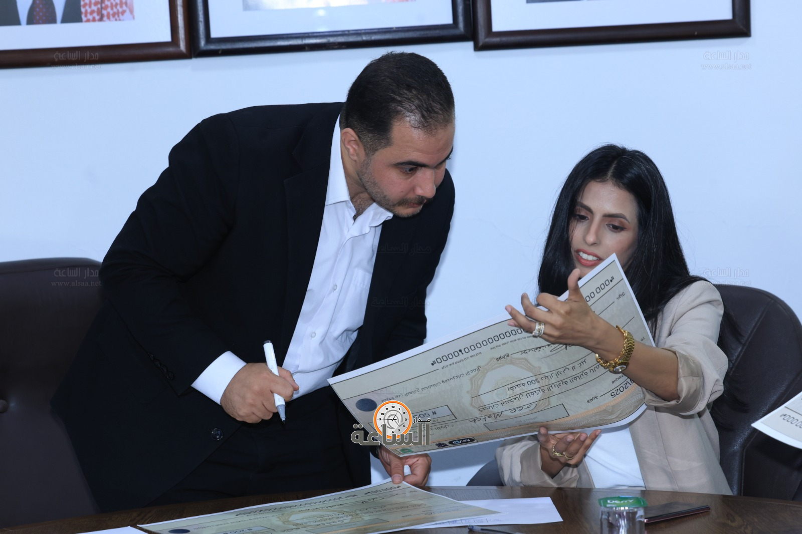 Madar Al-Saa Images 0.4551882163702249