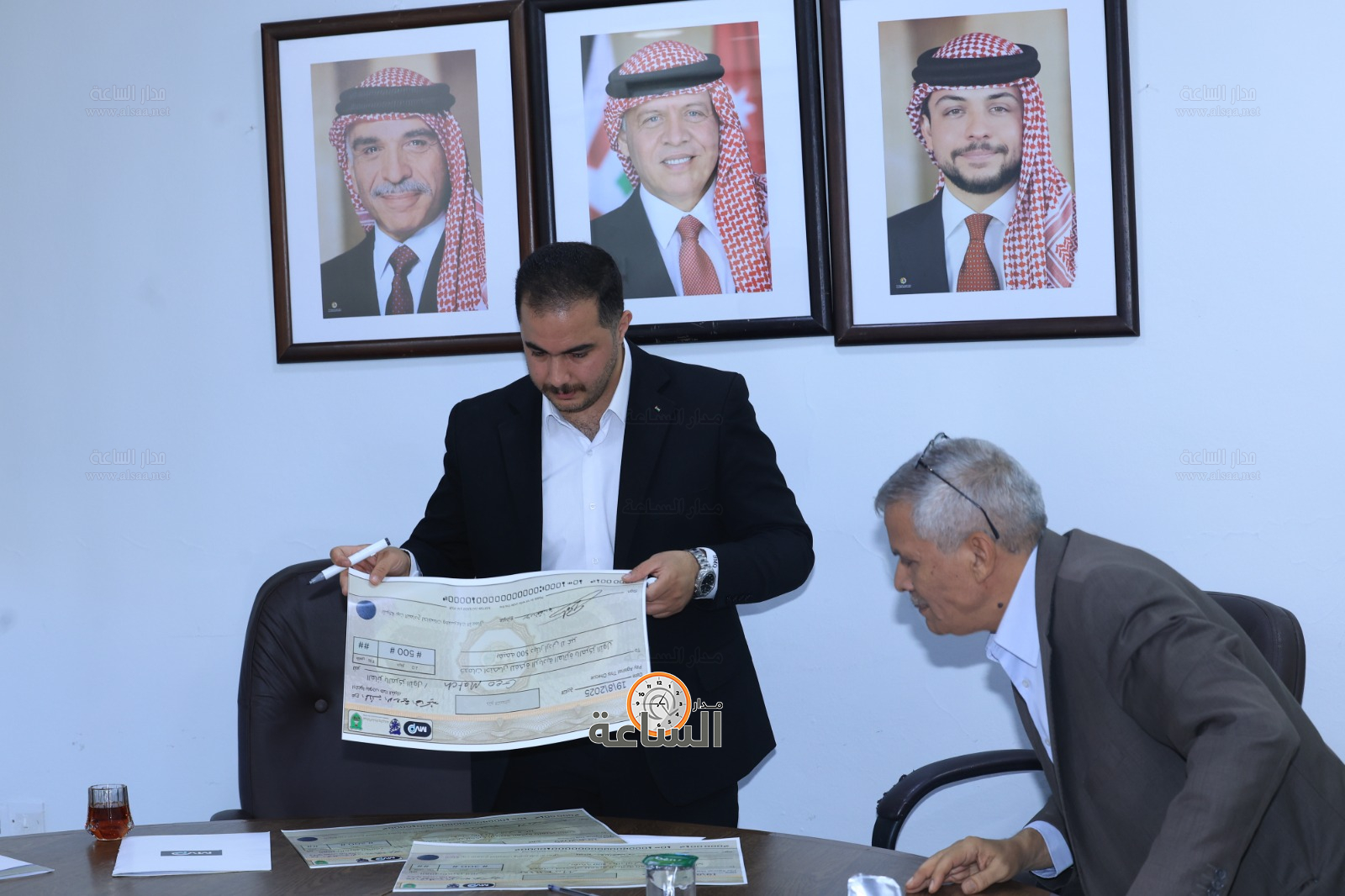 Madar Al-Saa Images 0.7607254224340322