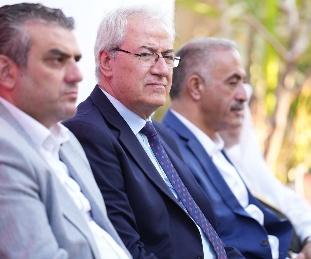 Madar Al-Saa Images 0.40650298478772995