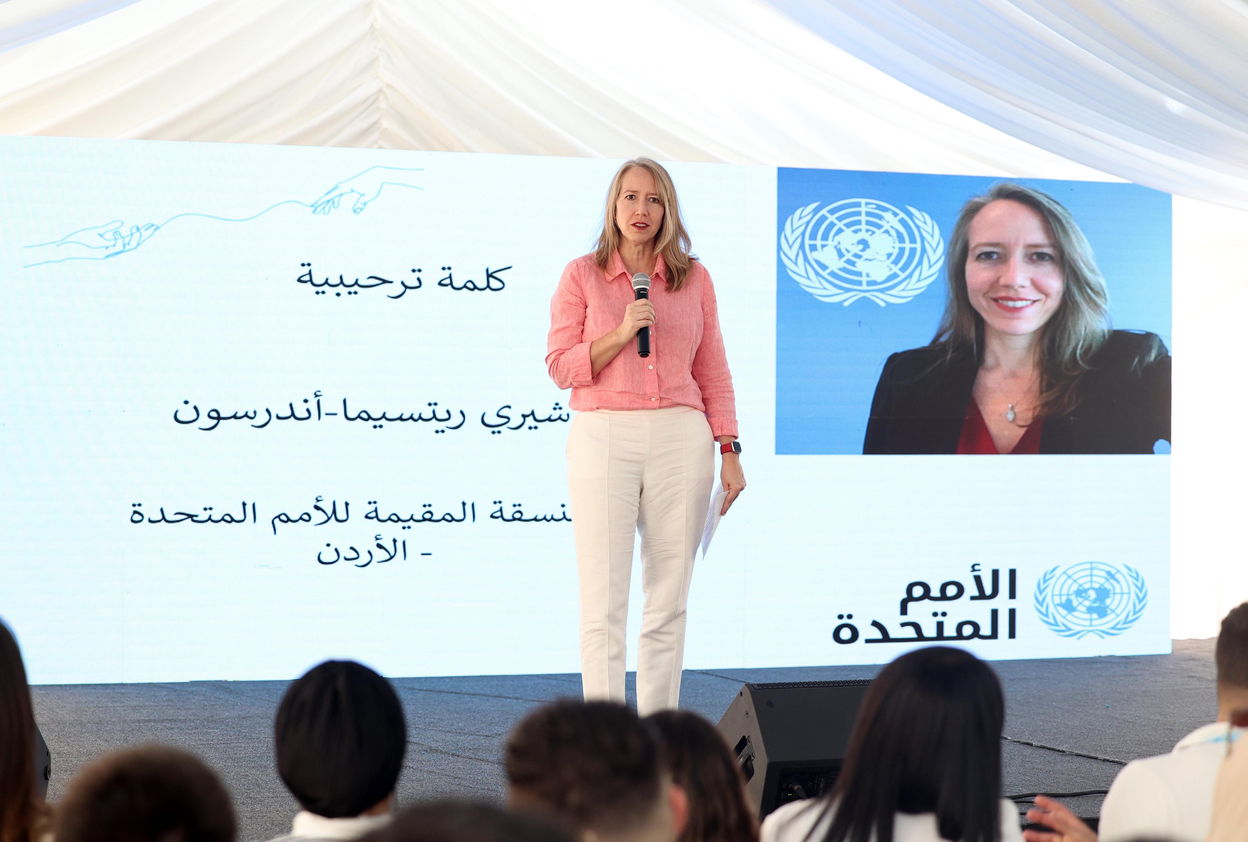 Madar Al-Saa Images 0.8539356345988912