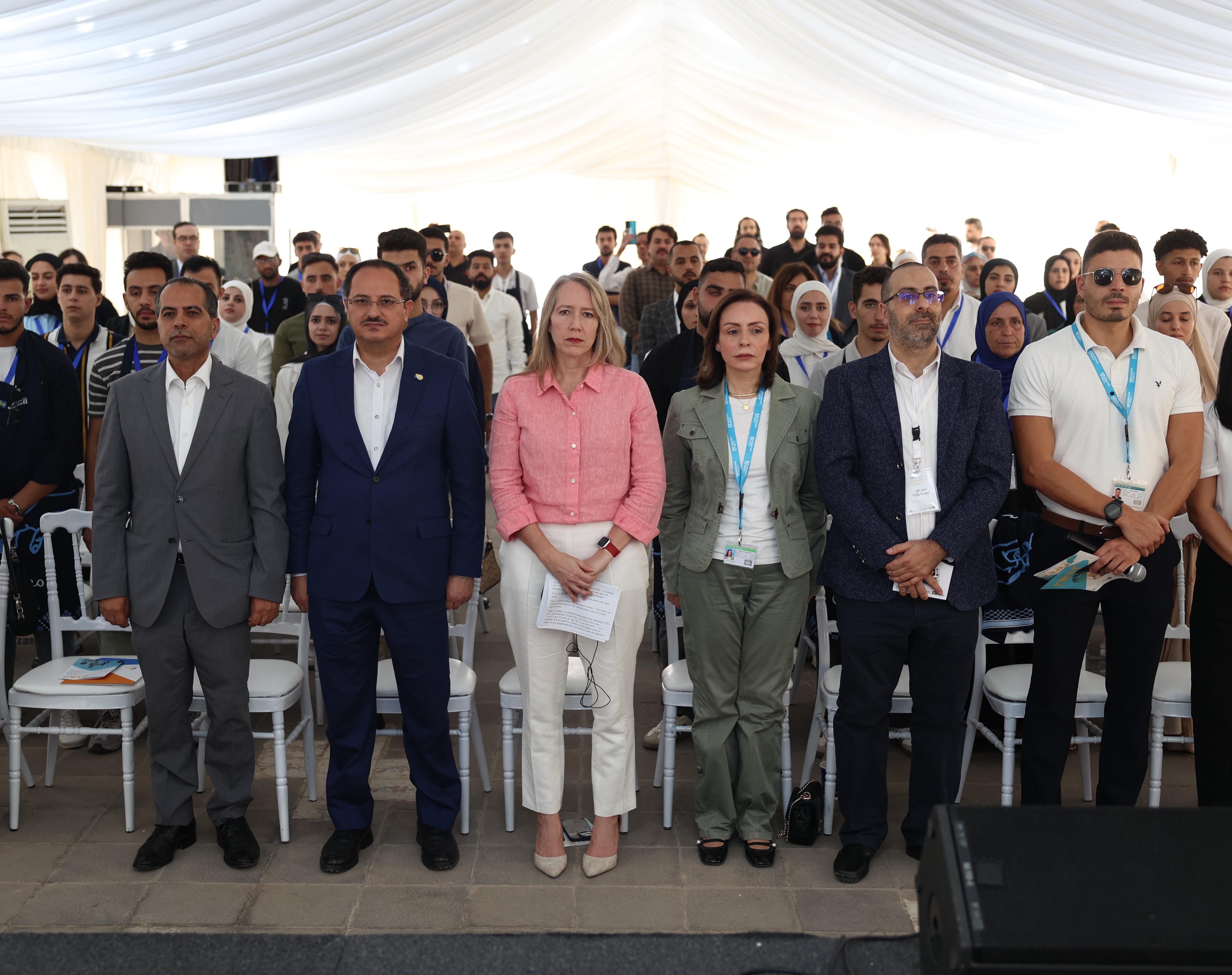 Madar Al-Saa Images 0.8636333477725202