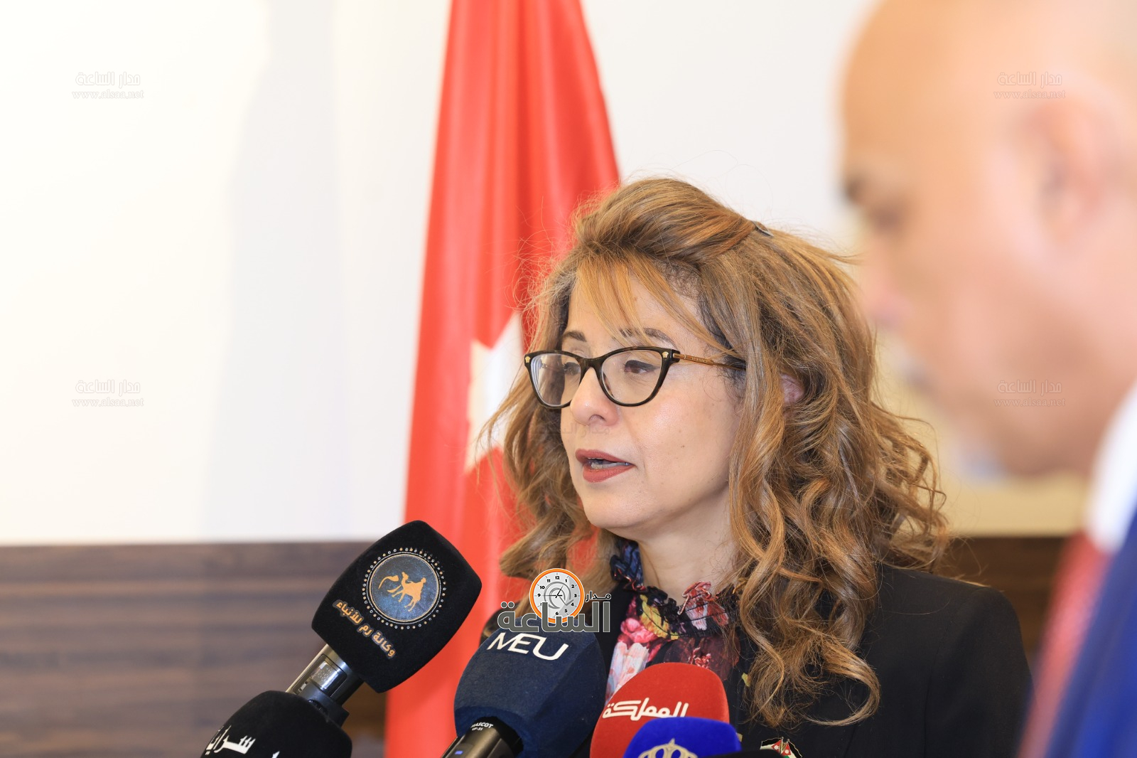 Madar Al-Saa Images 0.020673392442687843