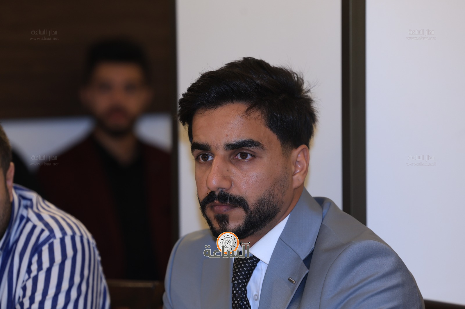 Madar Al-Saa Images 0.5235045356869265